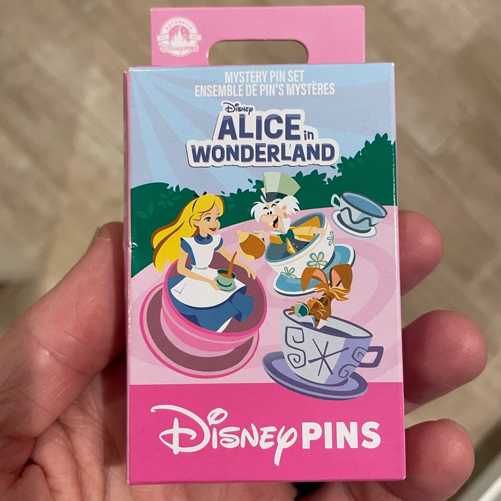 Disney Alice in Wonderland Pink Mystery Pin Set